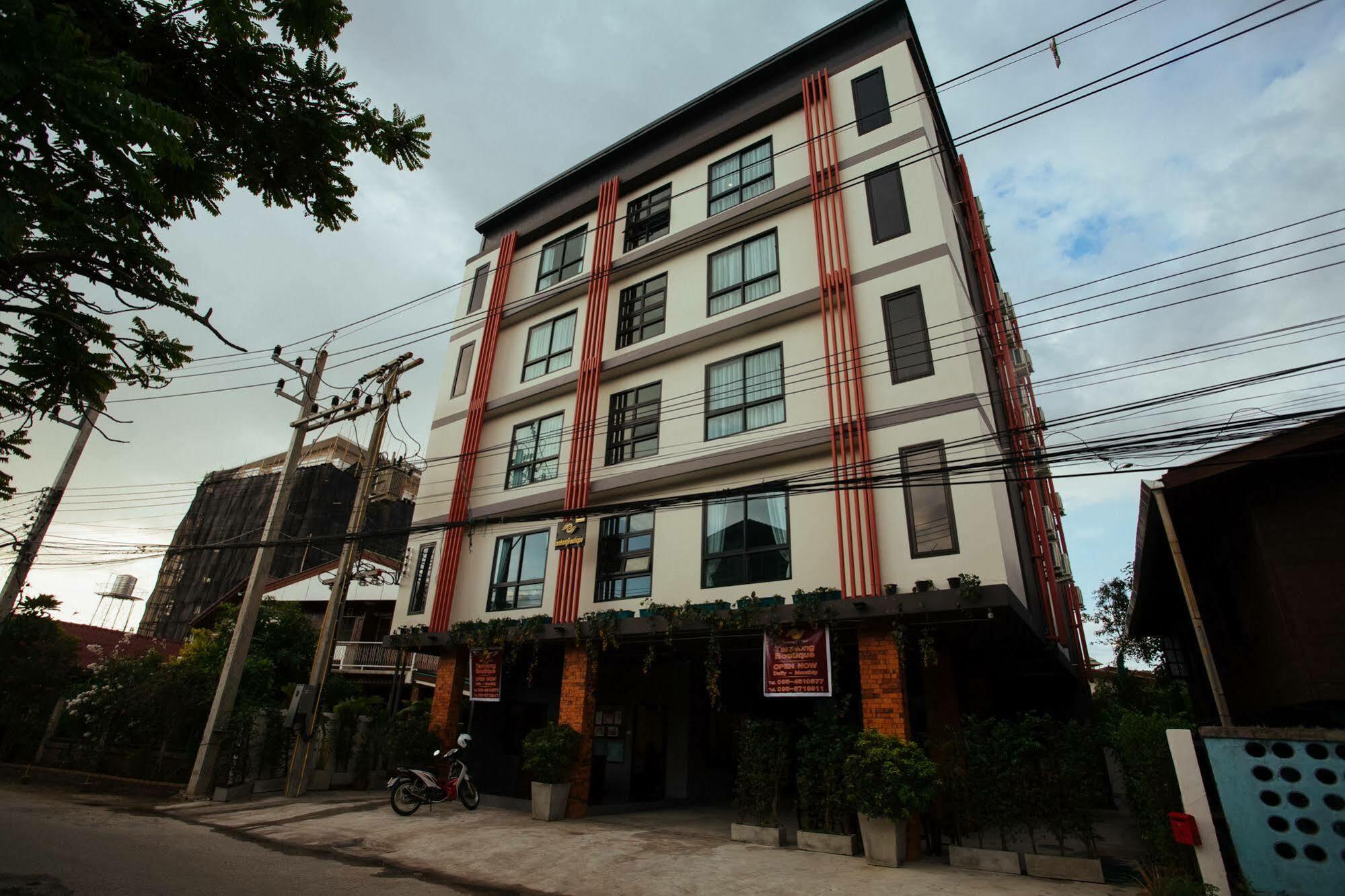 Noble Tarntong Boutique Bed & Breakfast Chiang Mai Bagian luar foto