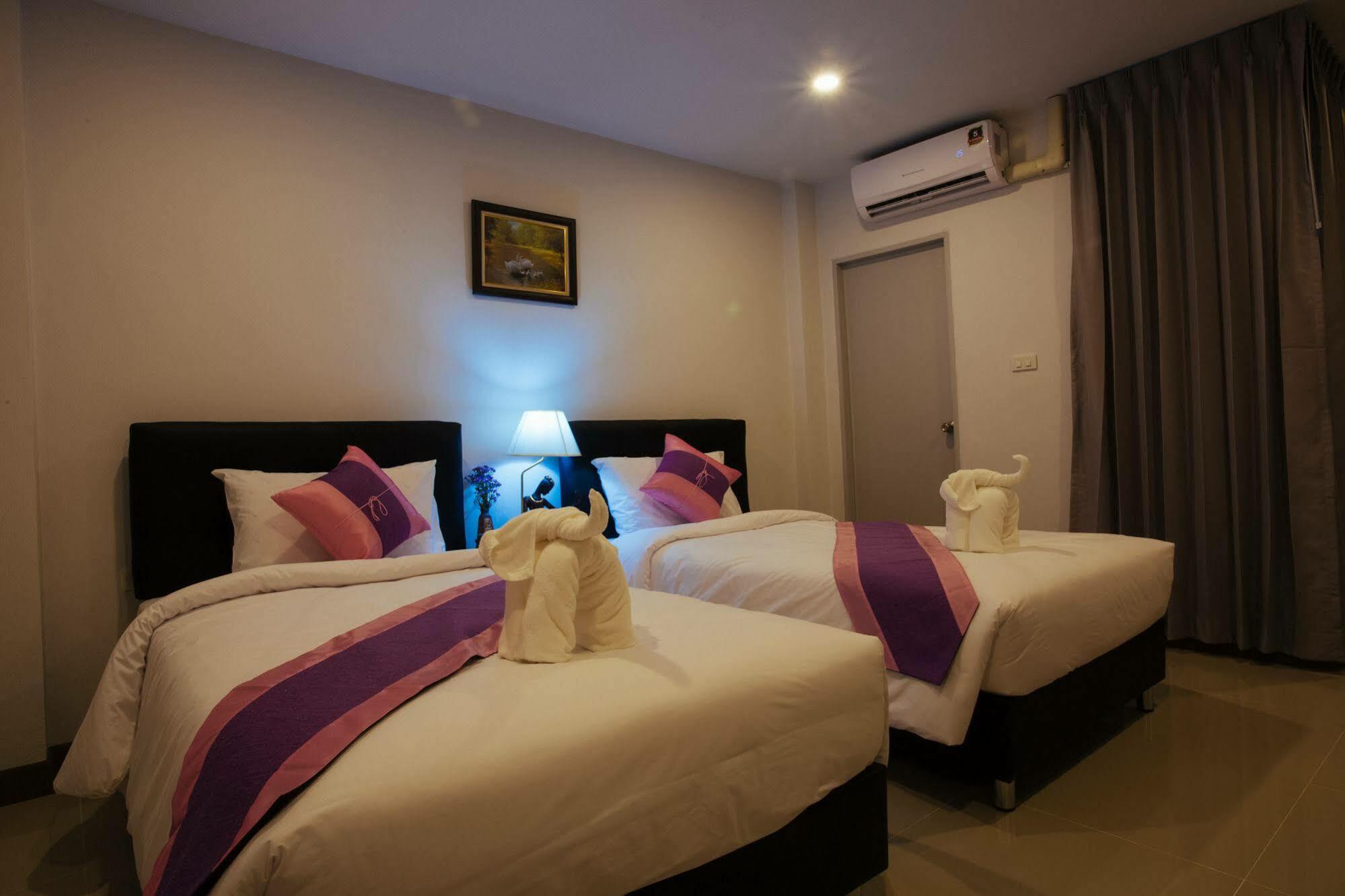 Noble Tarntong Boutique Bed & Breakfast Chiang Mai Bagian luar foto