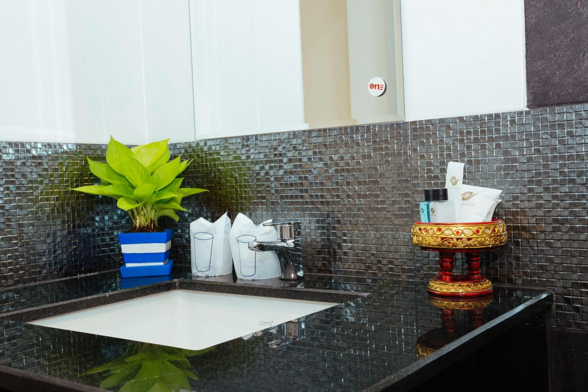 Noble Tarntong Boutique Bed & Breakfast Chiang Mai Bagian luar foto